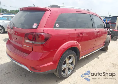 2017 Dodge Journey Crossroad z USA, uszkodzony, nr VIN 3C4PDCGB0HT516790